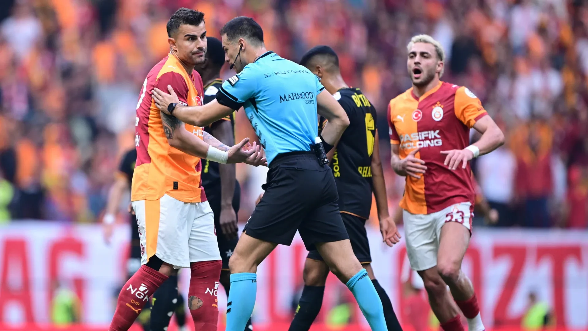 Escândalo de Apostas: Árbitros Turcos Sob Suspensão