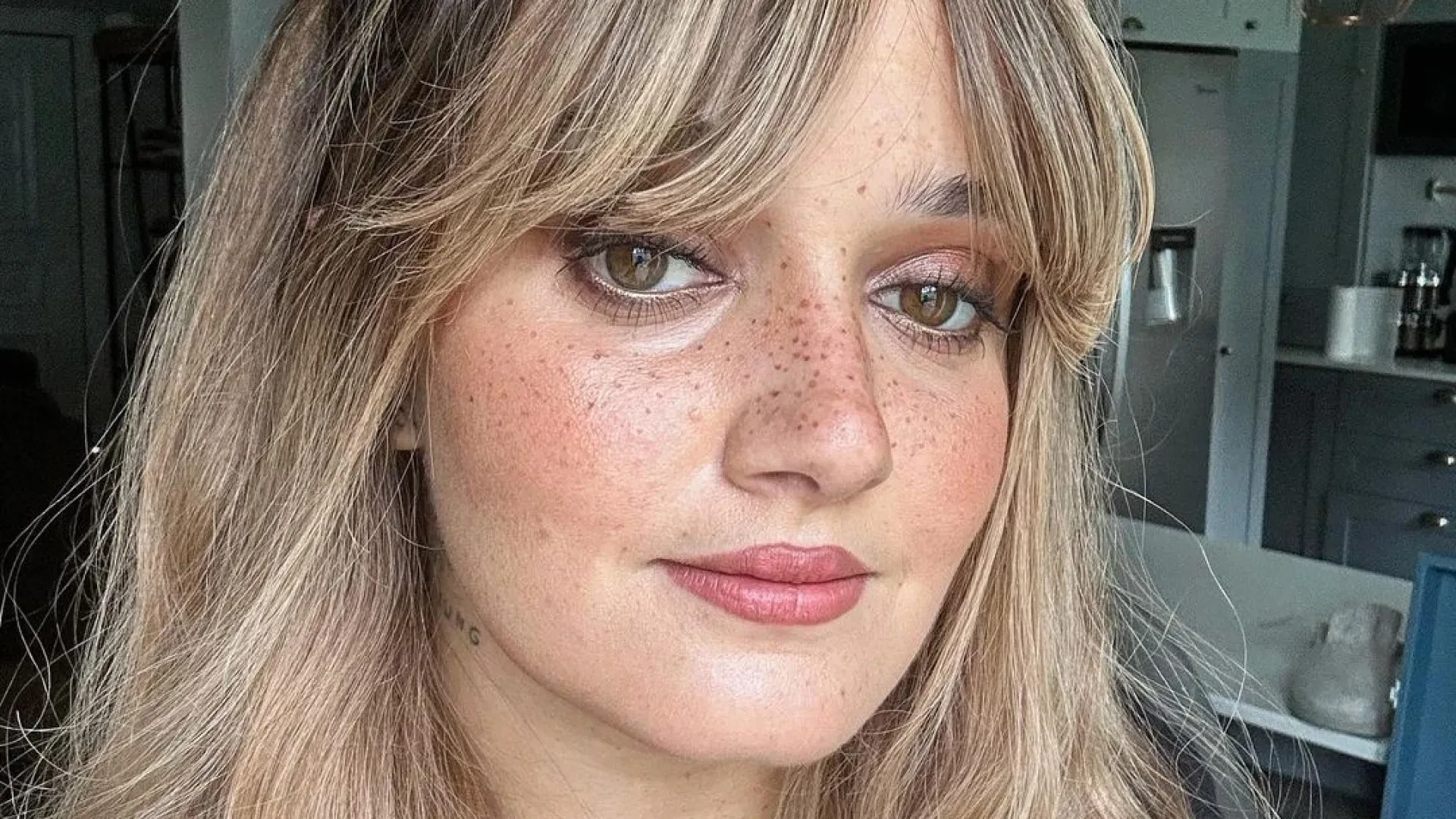 Carolina Deslandes dá as boas-vindas ao seu quarto filho, Sebastião