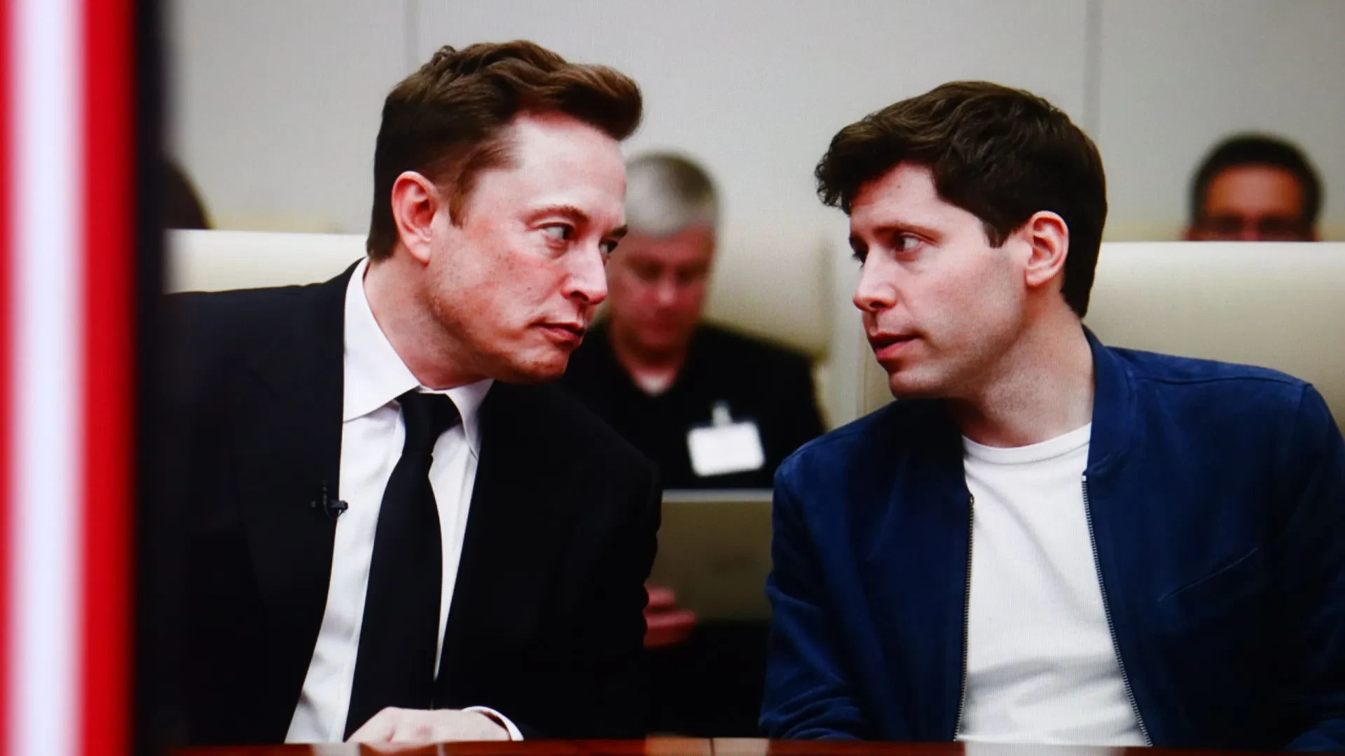 Rival de Musk exige reembolso após longo atraso na entrega de Tesla Roadster