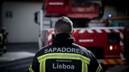 Greve dos Sapadores Bombeiros de Lisboa começa a 17 de novembro