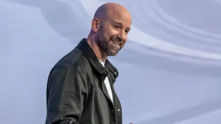 Relações interpessoais analisadas como investimentos financeiros