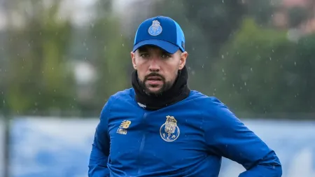 FC Porto prepara-se para desafio com o Sporting de Braga sob mau tempo