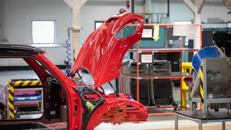 Crise na Indústria Automóvel: Redução da Produção por Falta de Semicondutores