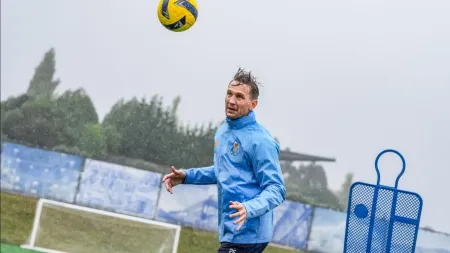 De Jong retoma treinos e mira regresso à Taça de Portugal