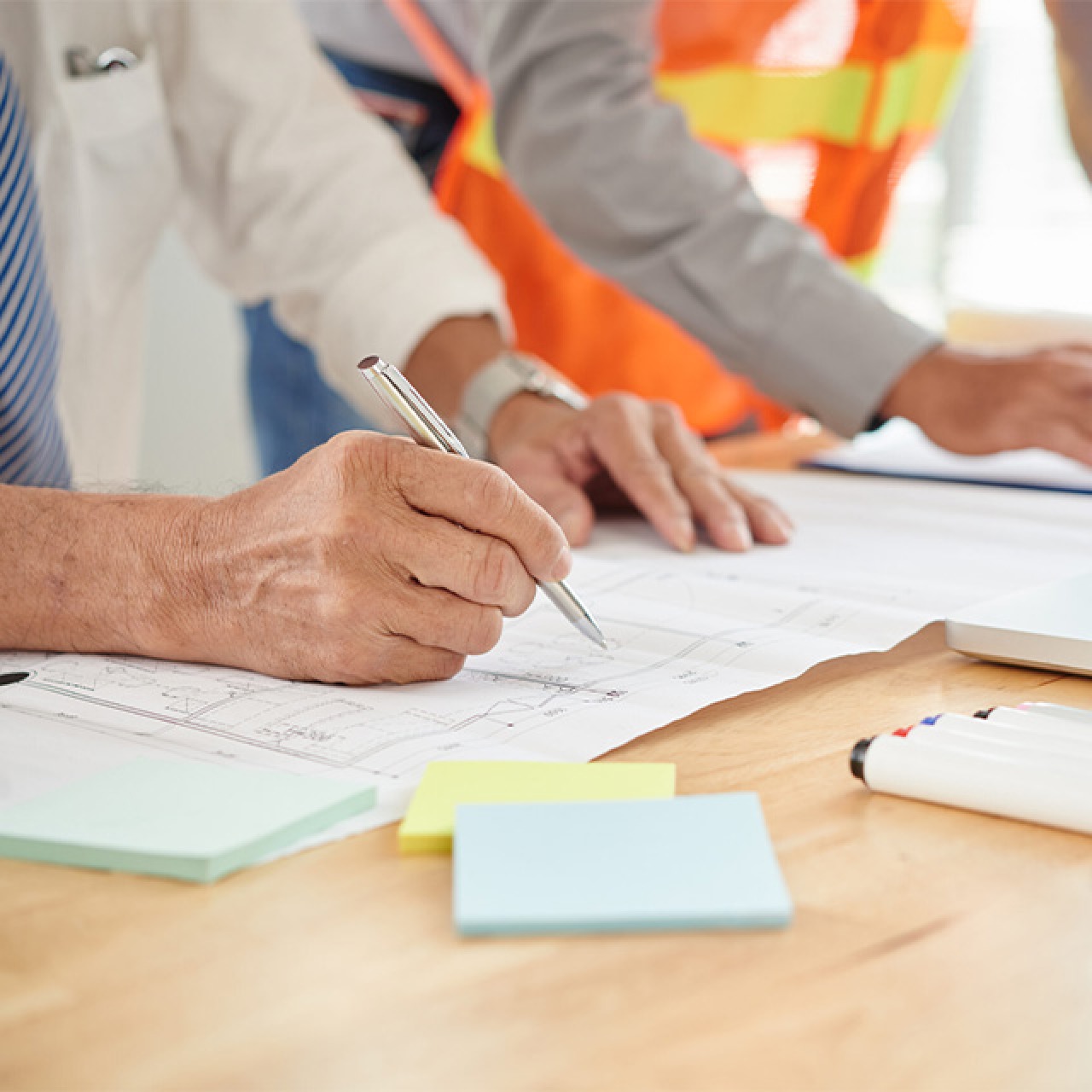 El Campello simplifica el proceso de obtención de permisos de construcción para aliviar la congestión en el departamento de Urbanismo