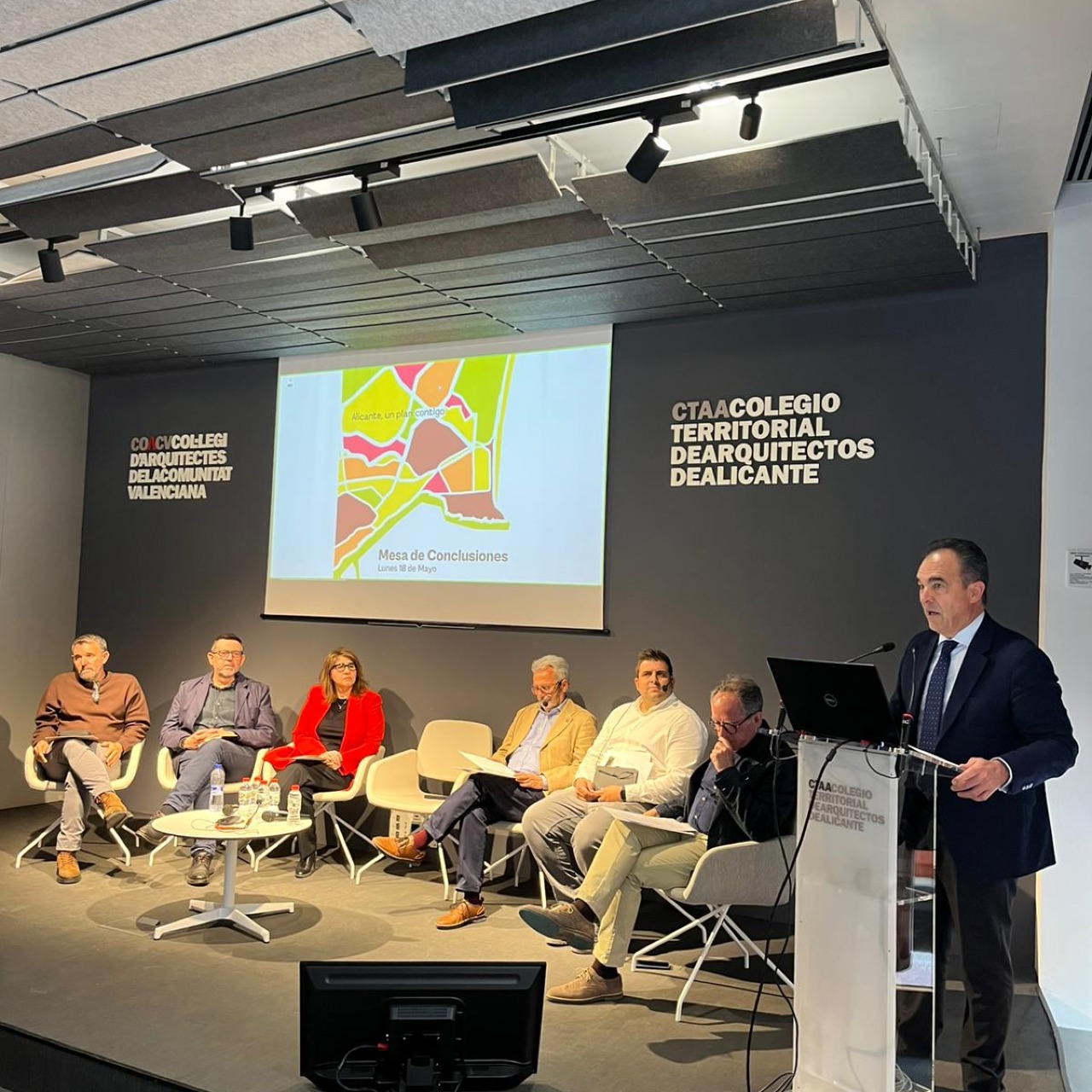 El proceso participativo del Plan General de Alicante concluye reivindicando el diálogo y la visión metropolitana de la ciudad