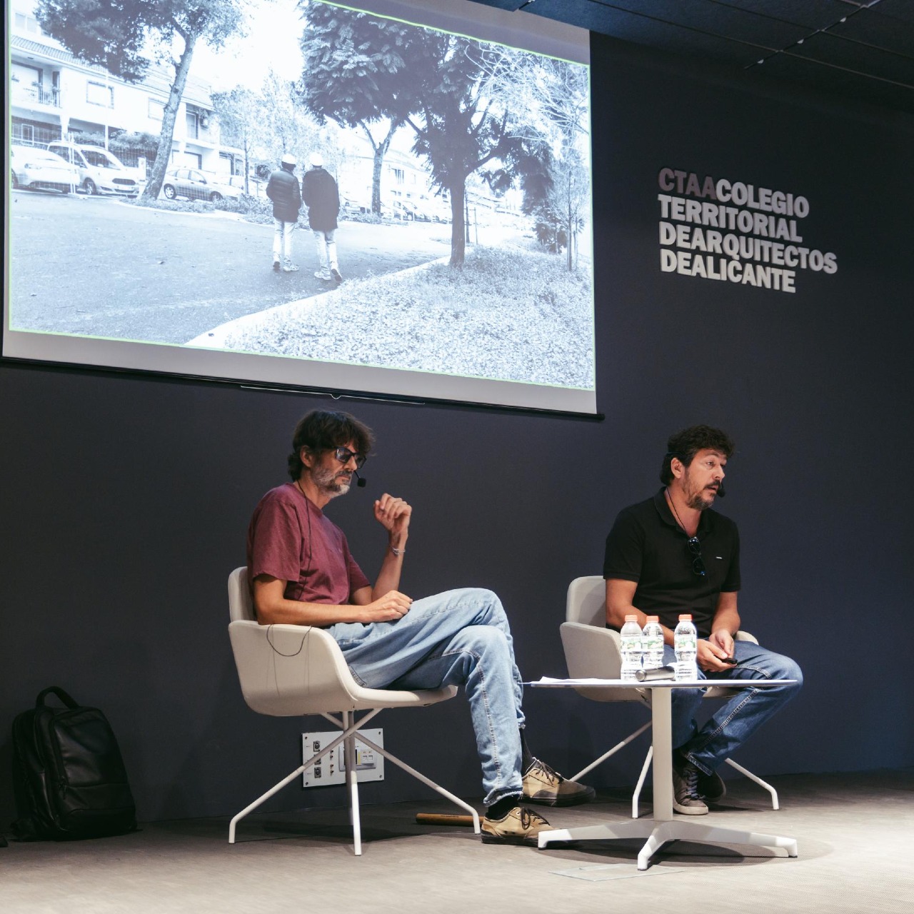 Conferencia relevo. EMAC Arquitectura “Nada que perder”