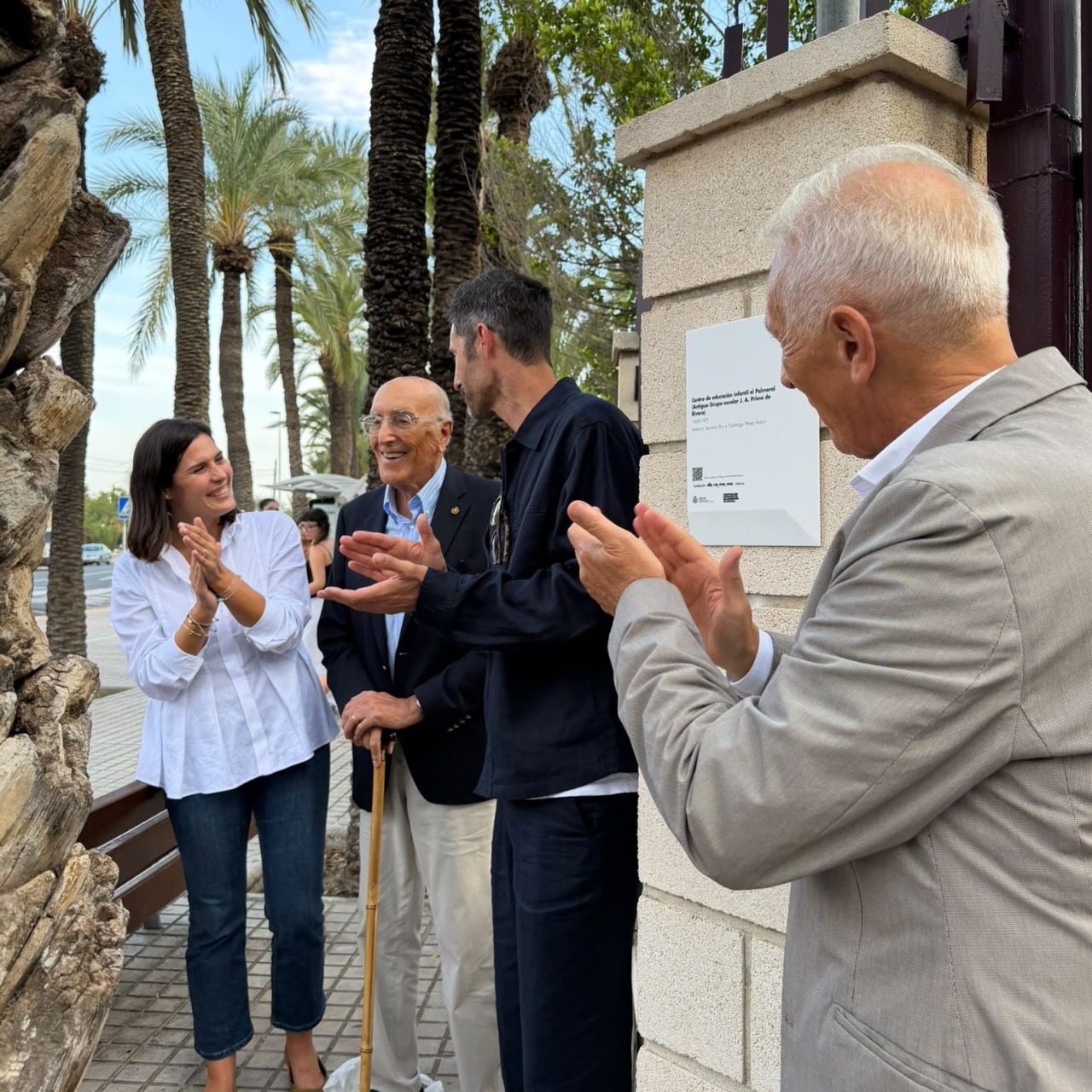 Acto de homenaje Do.co.mo.mo. Colegio El Palmeral de Elche
